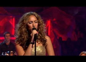 Fill in the gaps con la canción Better In Time (Live) de Leona Lewis | Recurso educativo 123802