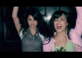 Fill in the blanks con la canción One And The Same de Selena Gomez & Demi Lovato | Recurso educativo 124355